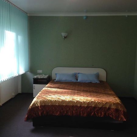 Oolit Hotel Lisakovsk Екстер'єр фото