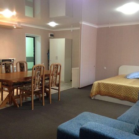 Oolit Hotel Lisakovsk Екстер'єр фото